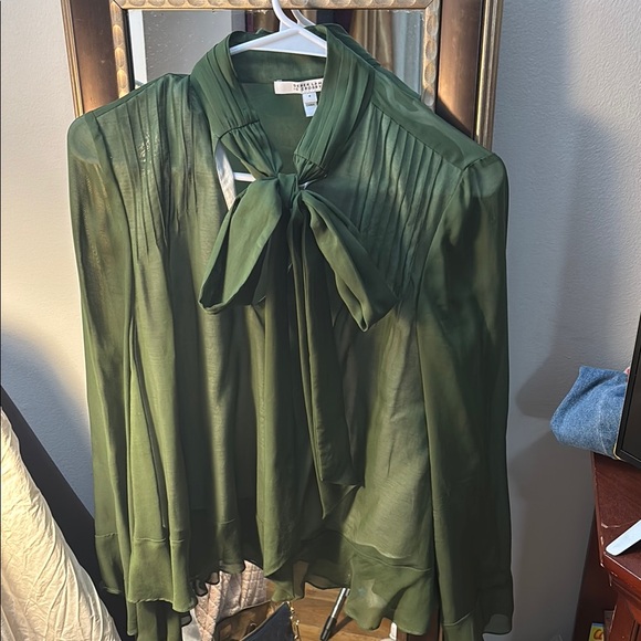 10 Crosby Derek Lam Green Blouse - Picture 3 of 5